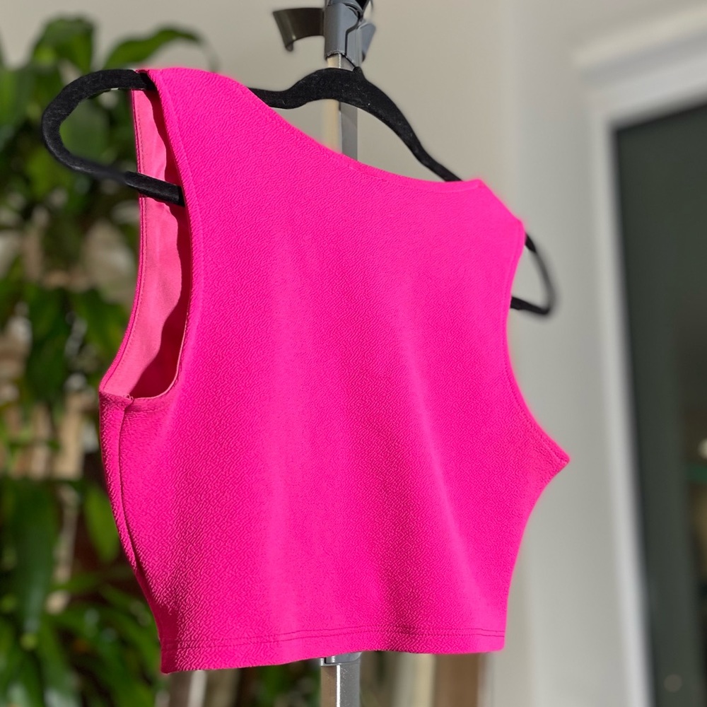 GoJane super cute crop top
